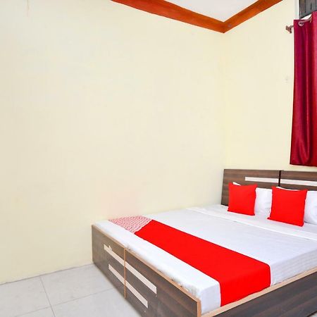 Hotel Oyo 40306 White House Jalandhar Zimmer foto