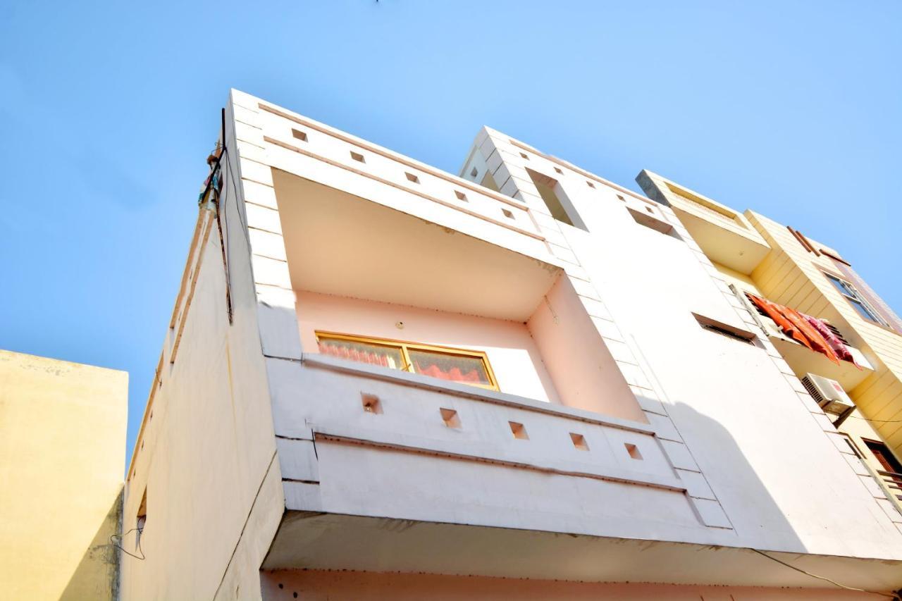 Hotel Oyo 40306 White House Jalandhar Exterior foto