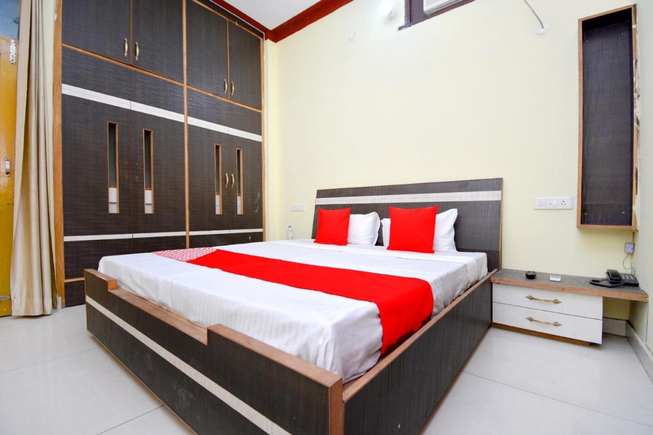 Hotel Oyo 40306 White House Jalandhar Exterior foto