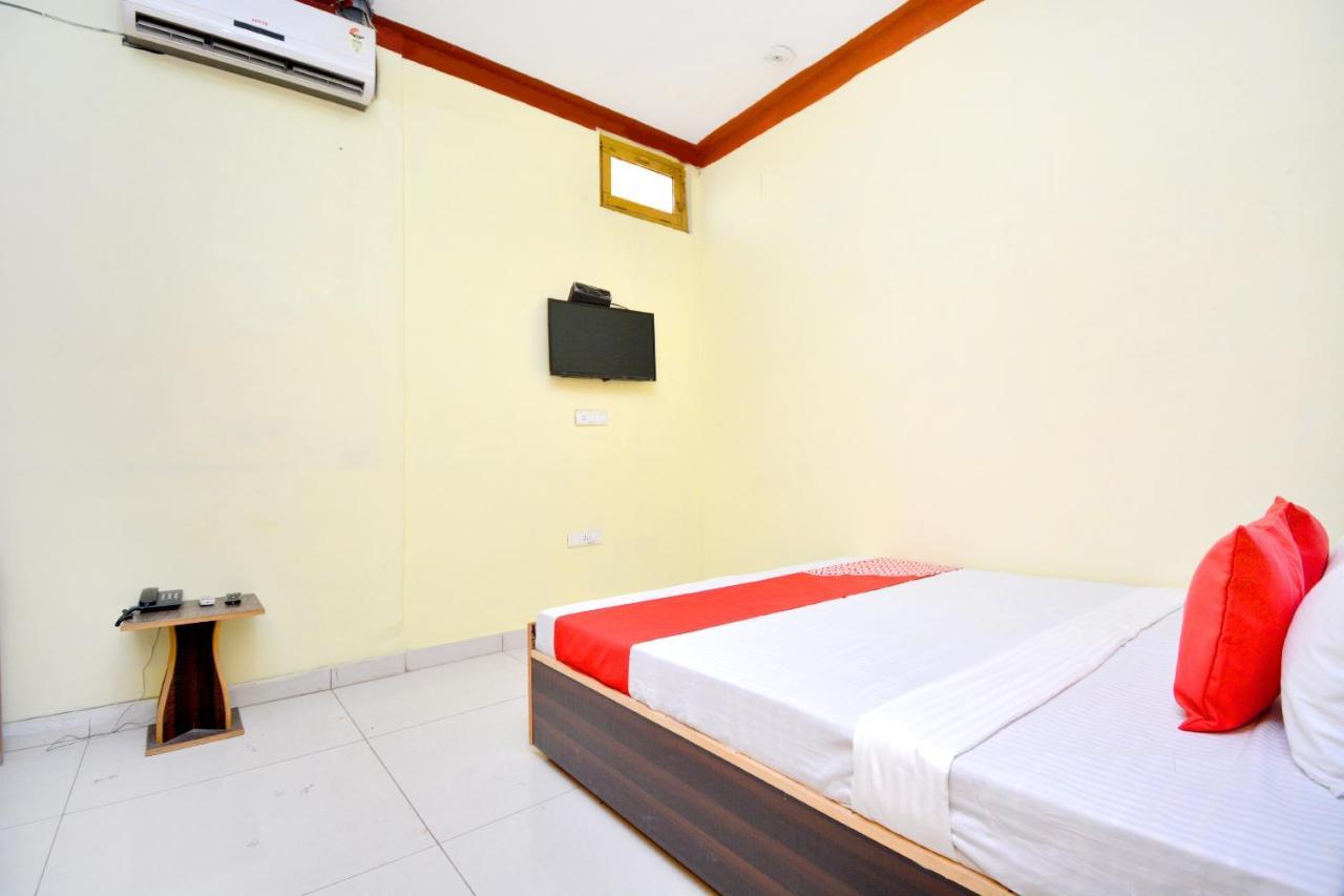 Hotel Oyo 40306 White House Jalandhar Exterior foto