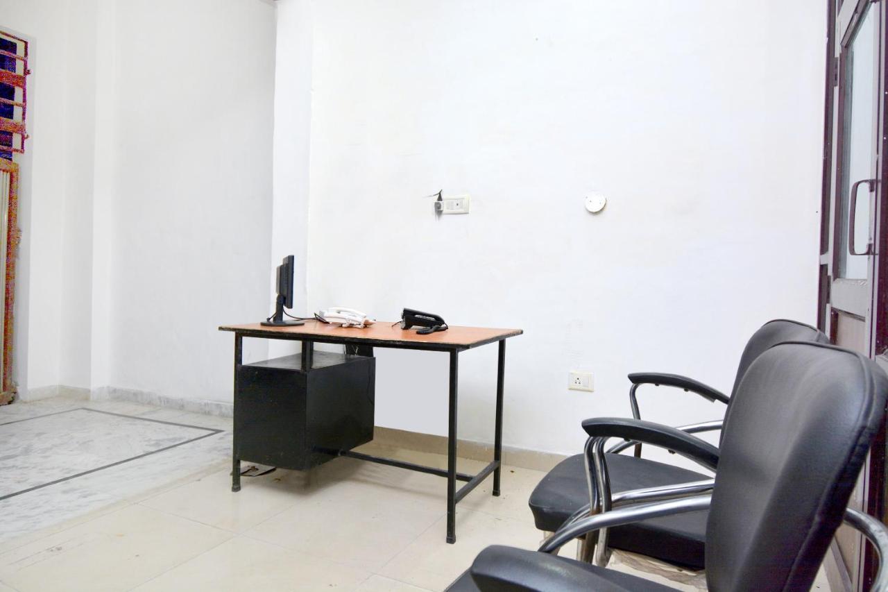 Hotel Oyo 40306 White House Jalandhar Exterior foto