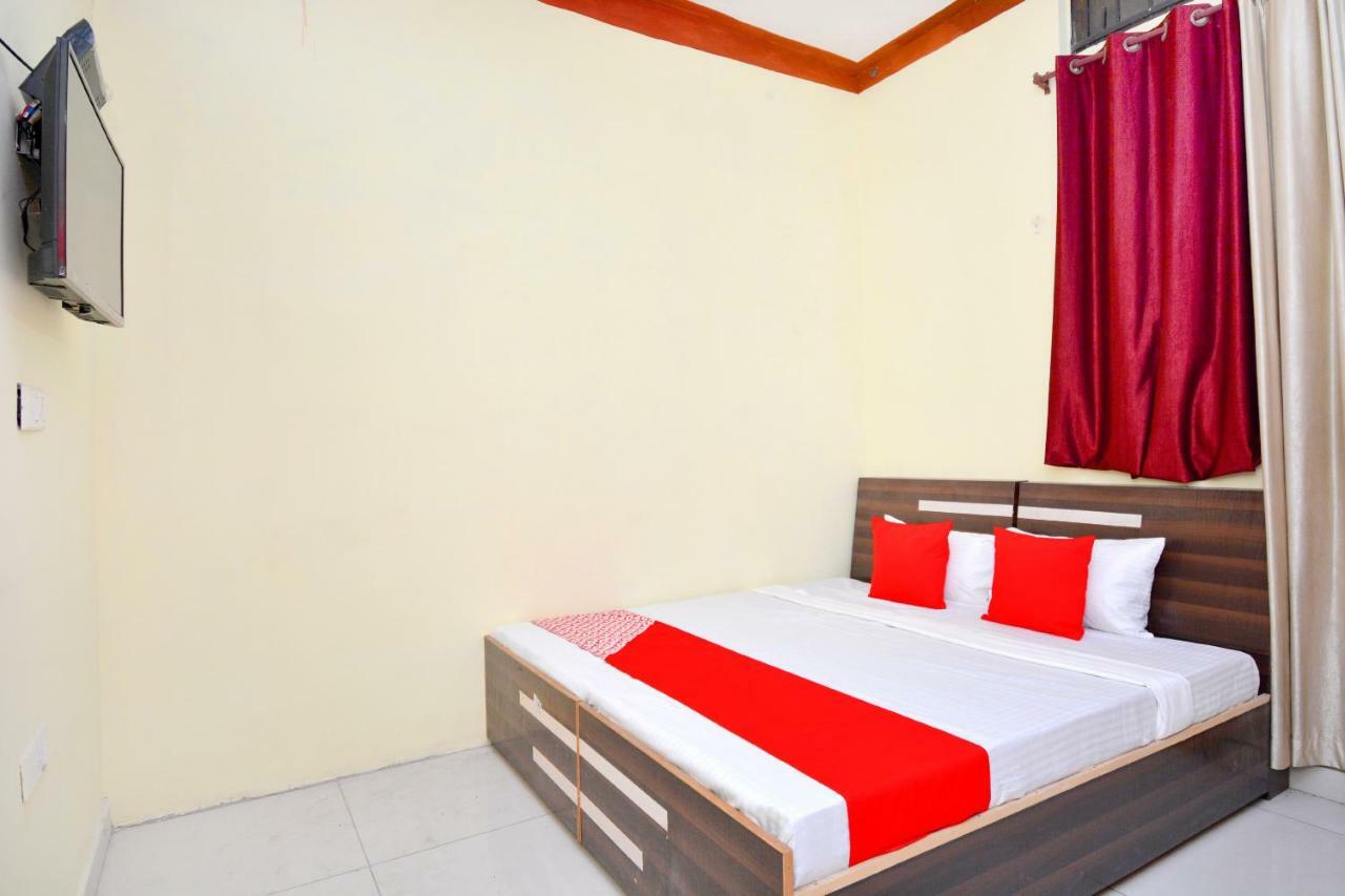 Hotel Oyo 40306 White House Jalandhar Zimmer foto