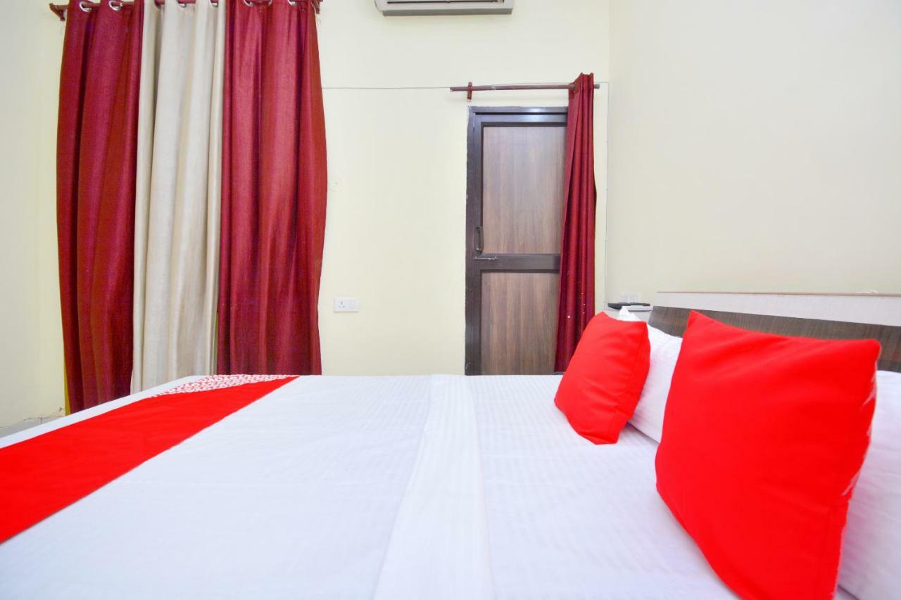 Hotel Oyo 40306 White House Jalandhar Exterior foto