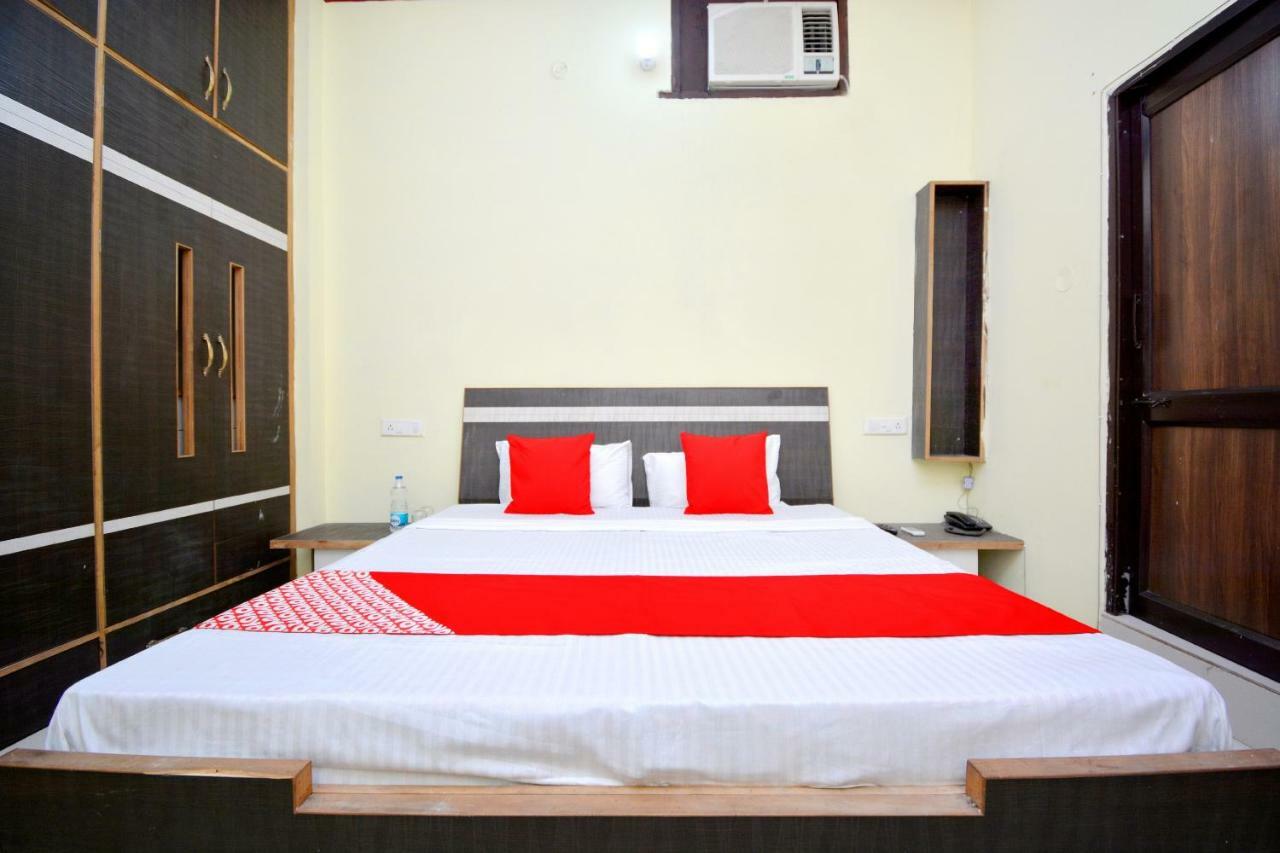 Hotel Oyo 40306 White House Jalandhar Exterior foto